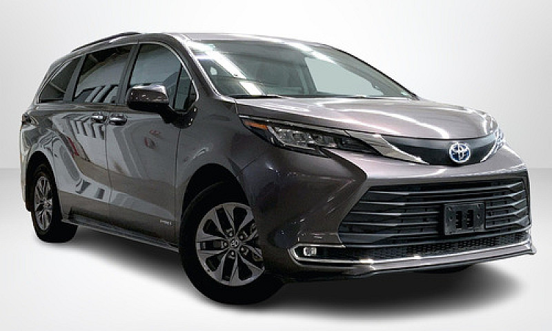 Toyota Sienna 2021...