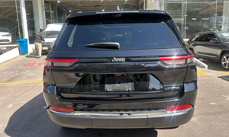 Jeep Grand Cherokee ...