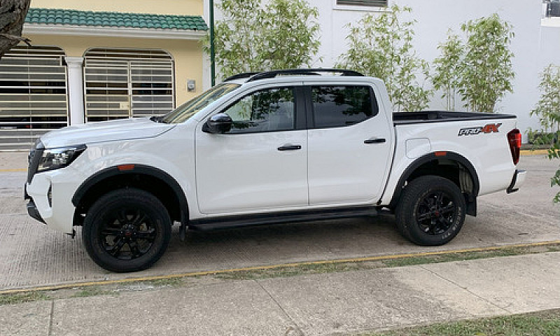 Nissan Frontier 2.5 ...