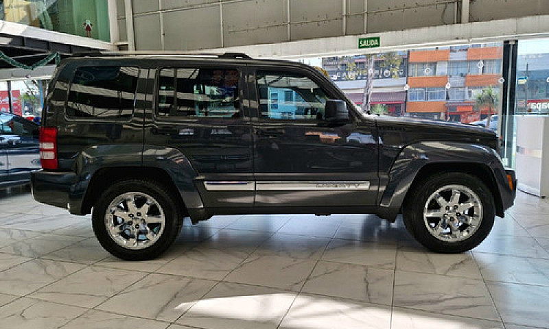 Jeep  Liberty  2011...