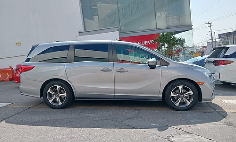 Honda Odyssey 2018...