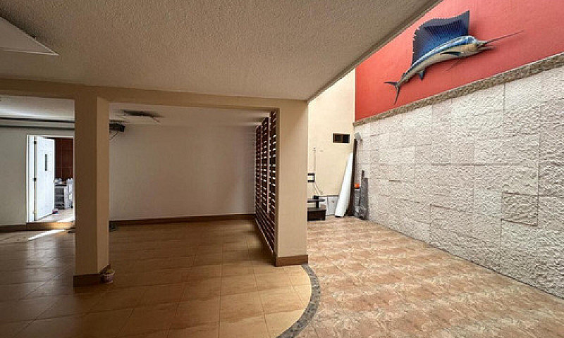 Casa En Chapalita...