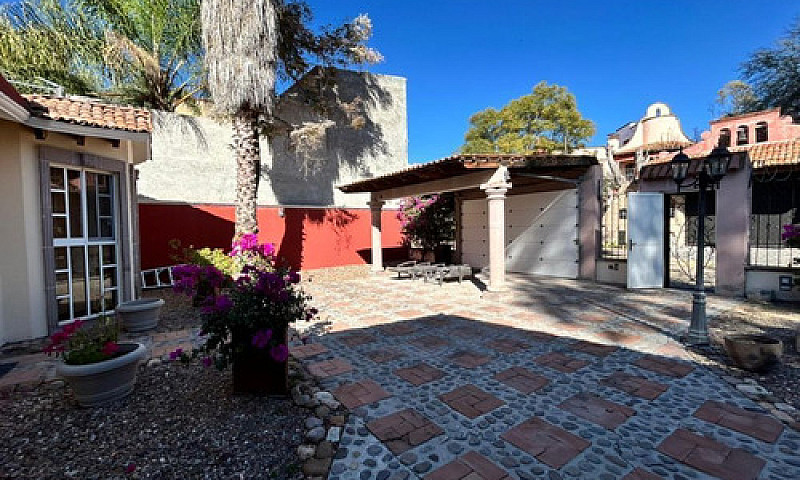 Casa Venta Amueblada...