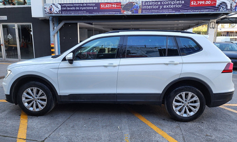 Volkswagen Tiguan 1....