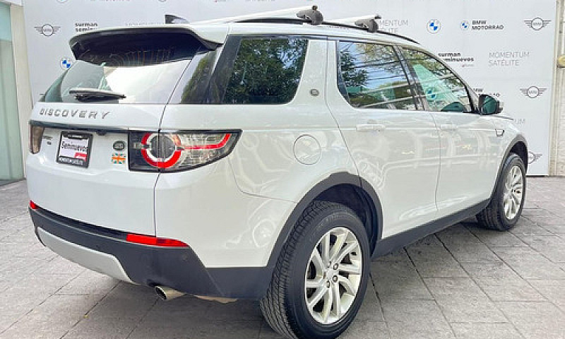 Land Rover Discovery...