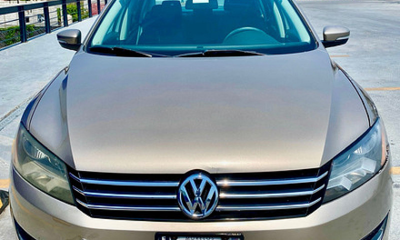 Volkswagen Passat 2....