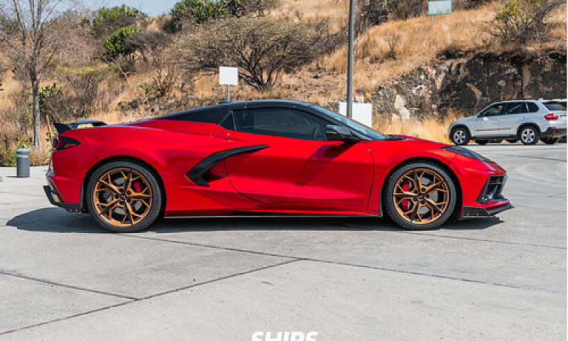 Chevrolet Corvette 2...