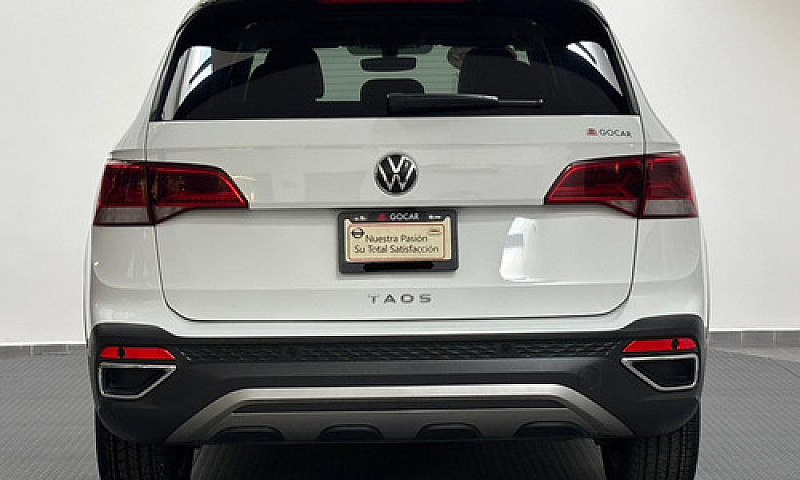 Volkswagen Taos  202...