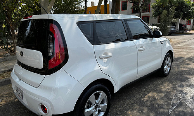 Kia Soul 1.6 Lx Mt...