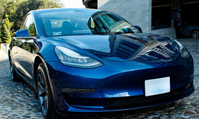 Tesla Model 3 Long R...