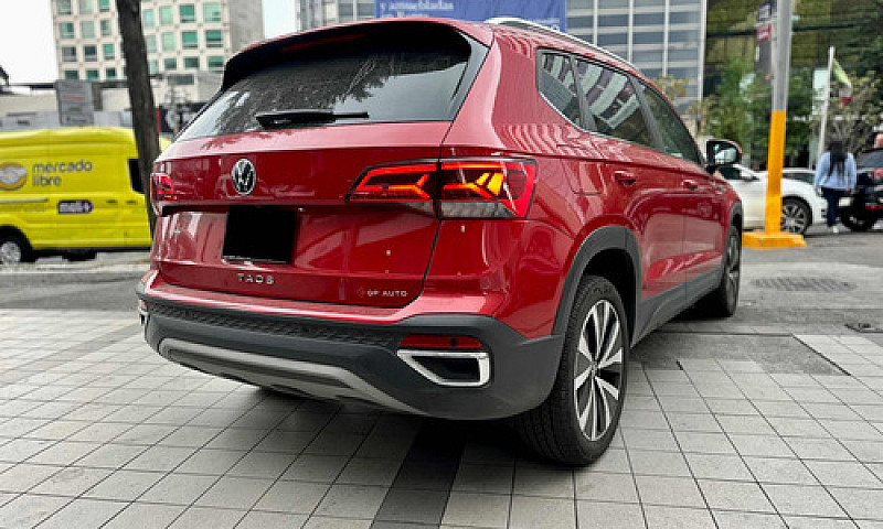 Volkswagen Taos High...