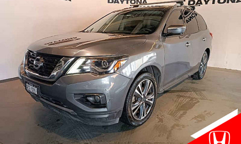 Nissan Pathfinder 20...