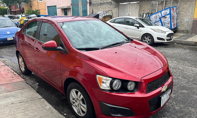 Chevrolet Sonic 1.6 ...