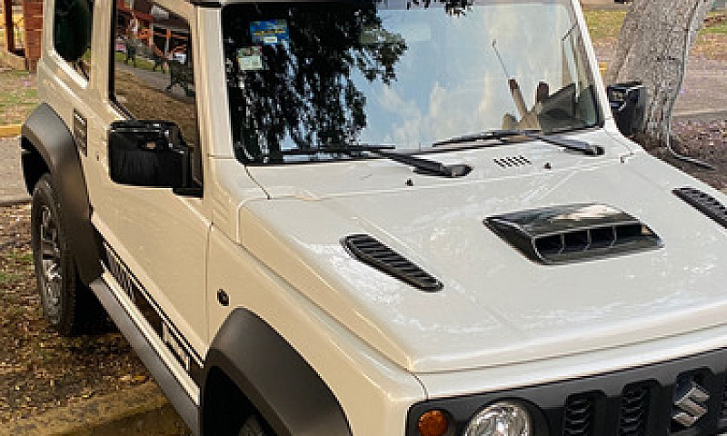 Suzuki Jimny 1.5 Glx...