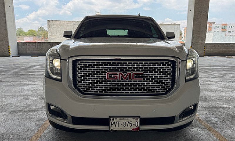 Gmc Yukon Denali 4X4...