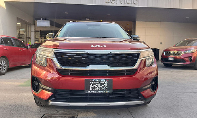 Kia Seltos 2023...