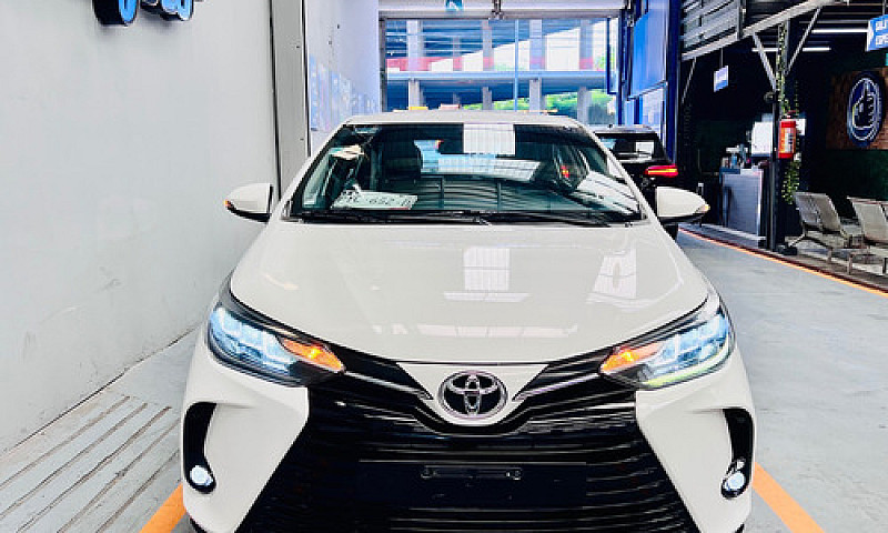 Toyota Yaris 1.5 5P ...