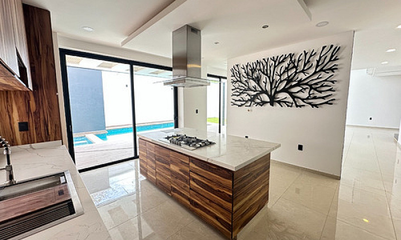 Casa En Venta En Cue...
