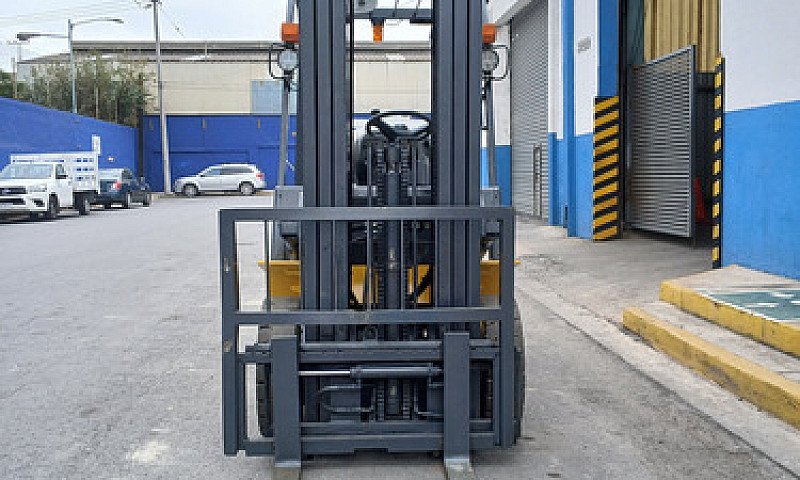 Montacargas 5000 Lbs...
