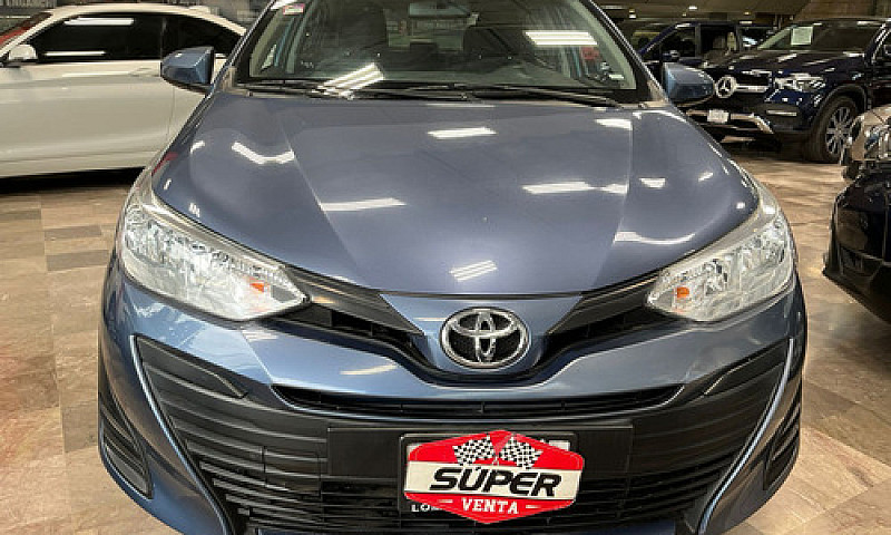 Toyota Yaris 2018 1....