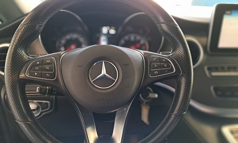 Mercedes Benz V250 P...