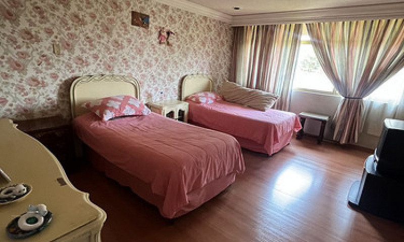 Casa En Venta En Bos...
