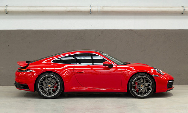 Porsche 911 2022...
