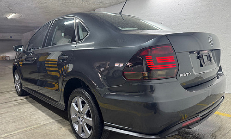 Volkswagen Vento 1.6...