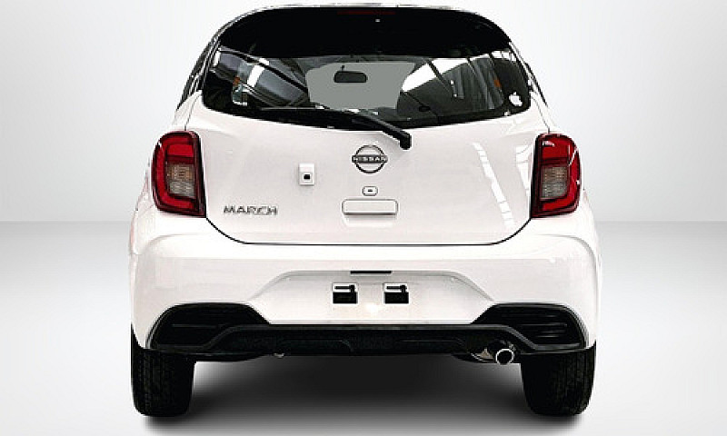 Nissan March 2022...