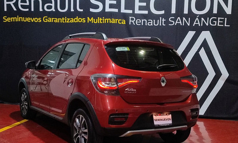 Renault Sandero Y St...