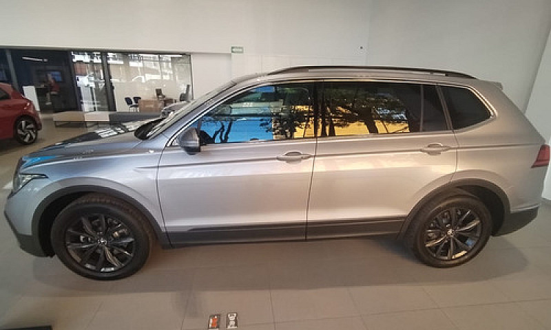 Volkswagen Tiguan 1....