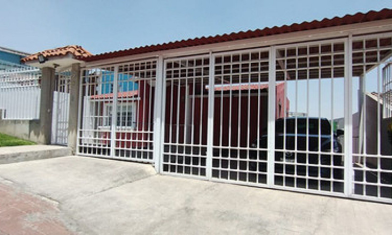 Casa En Venta, Lomas...