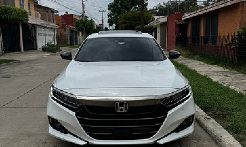 Honda Accord 2.0 Tou...