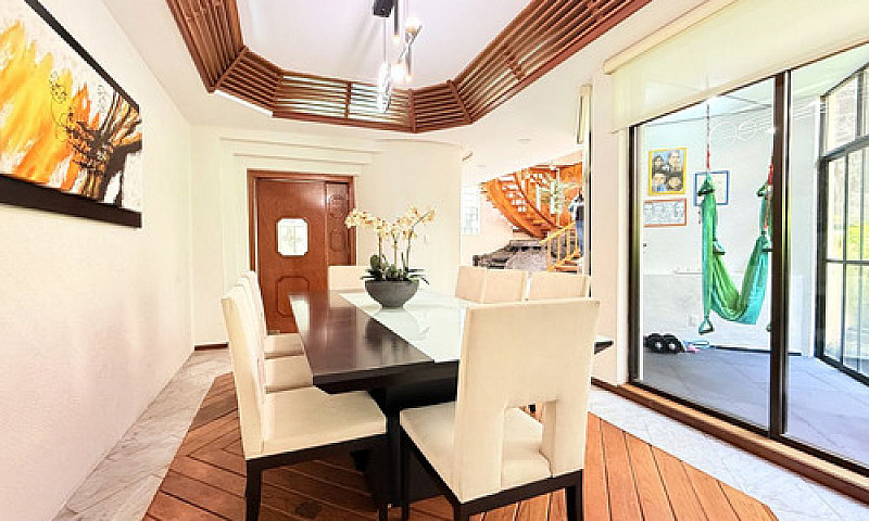 Venta Hermosa Casa E...