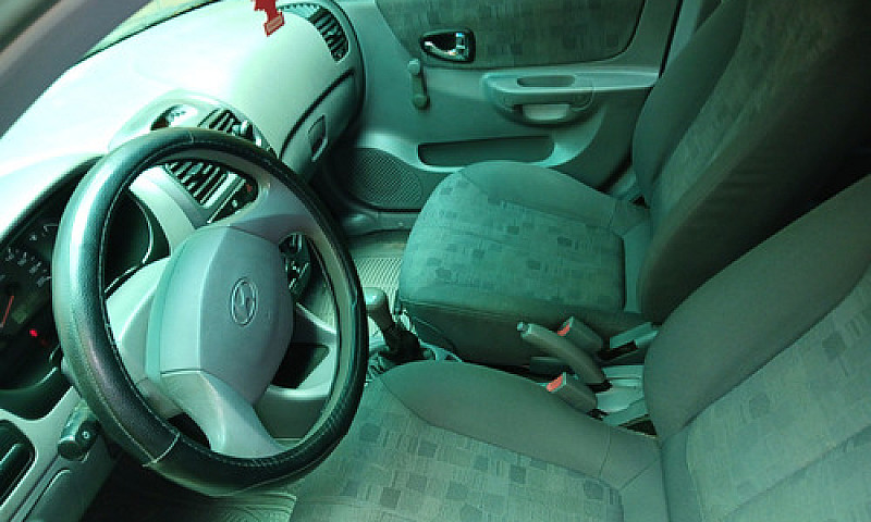 Dodge Verna 1.5 Gl 4...