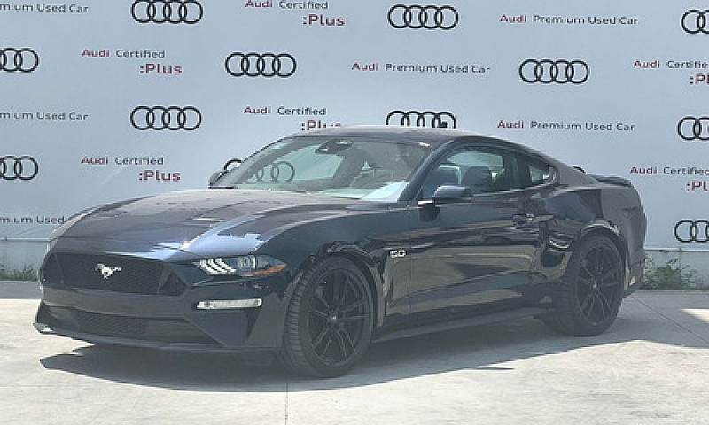 Ford Mustang 2021 5....
