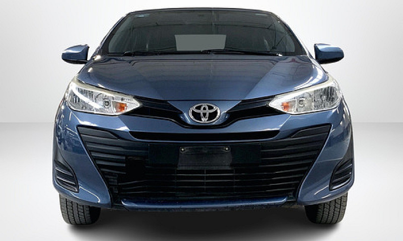 Toyota Yaris 2020...