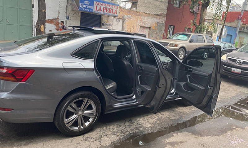 Volkswagen Jetta 1.4...