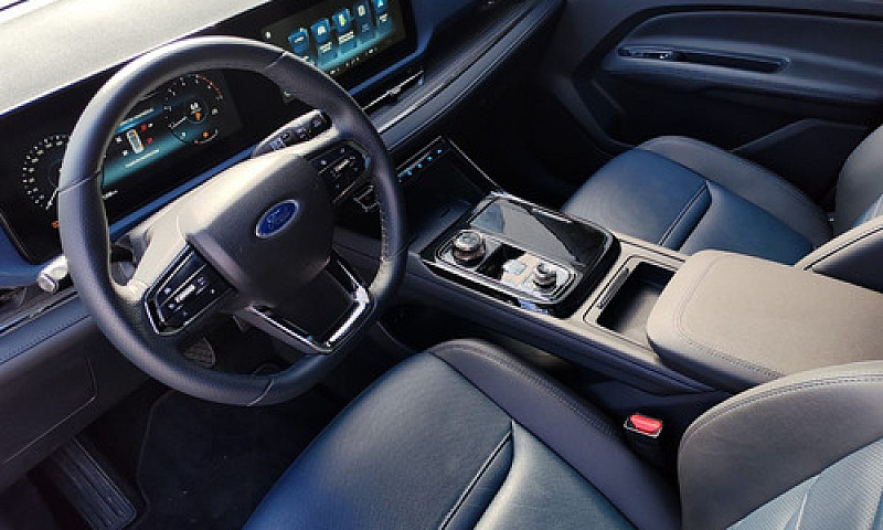 Ford Territory 2024...