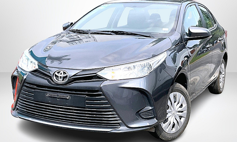Toyota Yaris 2022...