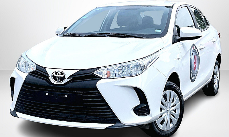 Toyota Yaris 2022...