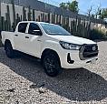 Toyota Hilux 2.7 Cabina Doble Sr Mt