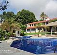Venta De Casa En Zona Dorada Con Espectacular Jardín