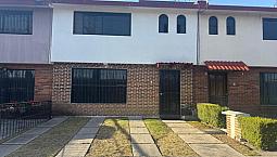 Casa En Condominio En  Venta En Santa Ana Tlapaltitlan, Toluca, Edomex.
