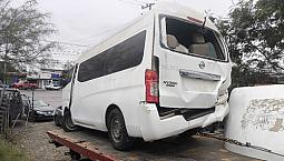 Nissan Urvan 2.5 12 Pas Aa Mt