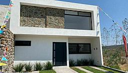 Preciosa Casa A Doble Altura En Cañadas Del Arroyo, 4Ta Recamara En Pb, Lujo