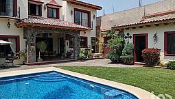 Venta Casa 5 Ambientes Lomas De Ahuatlán