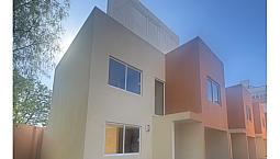 Condominio De 16 Casas  Villas Salomon  