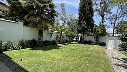 Espectacular Casa Con Excelente Ubicación En La Mejor Zona De La Herradura