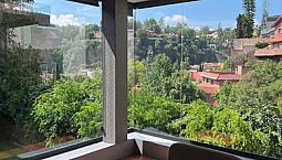 Moderna Casa En Una De Las Mejores Calles De Bosques De Las Lomas